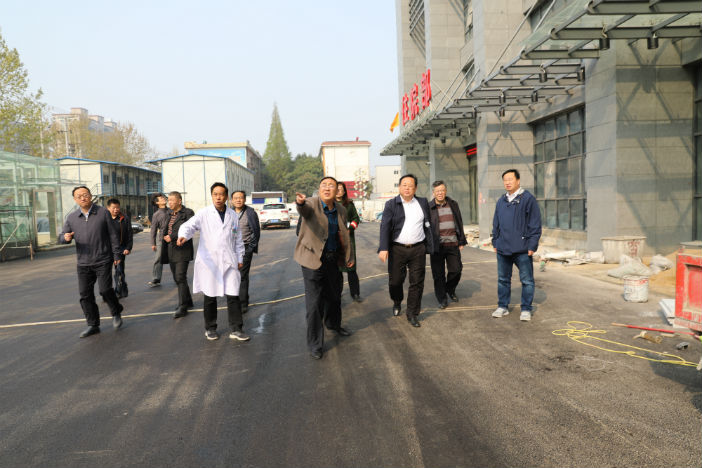 市人大常委會副主任金文一行來到濉溪縣醫(yī)院進行調研 市人大常委會副主任金文一行來到濉溪縣醫(yī)院進行調研