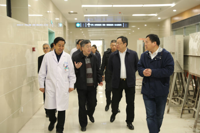 市人大常委會副主任金文一行來到濉溪縣醫(yī)院進行調研 市人大常委會副主任金文一行來到濉溪縣醫(yī)院進行調研